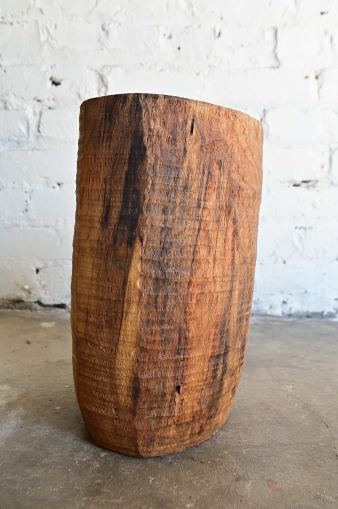 spalted oak with characteristic black spalt lines